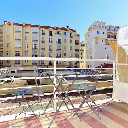 Daire Riviera - Buffa-centre Avec Terrasse Et Balcon